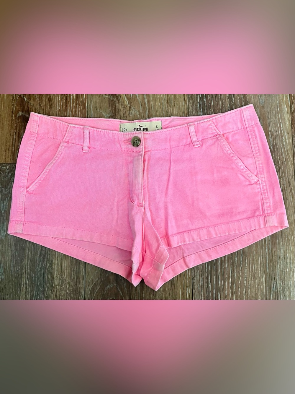 The OG Hollister Cotton/Twill Low Rise Short Size 3/26 Hot Pink